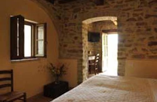 Assisi Other | Experience La Tavola dei Cavalieri: 9.2/10 Guest Rated Retreat