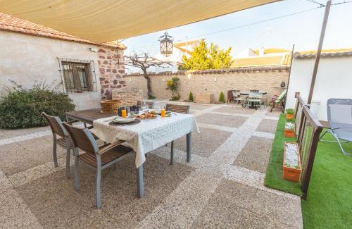 Andujar House | Discover Casa La Tejuela: A Unique Oceanfront Retreat