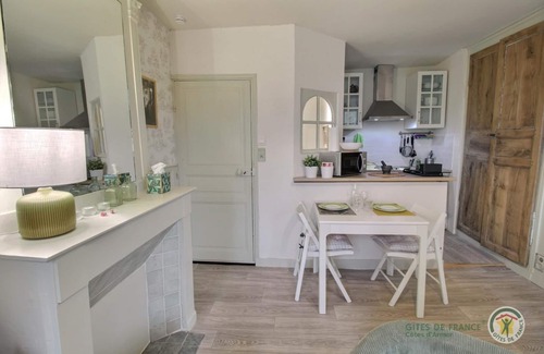 Dinan House | La Terrasse du Champ Clos