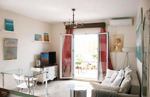 San Vicente Apartment | Discover La Terraza Azul: Pet-Friendly Getaway with 9.4 Rating