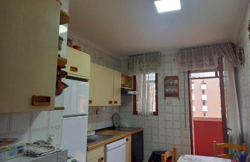 La Corredoria y Ventanielles Apartment | Guest Rated: La Terraza del Naranco with Parking & Family-Friendly