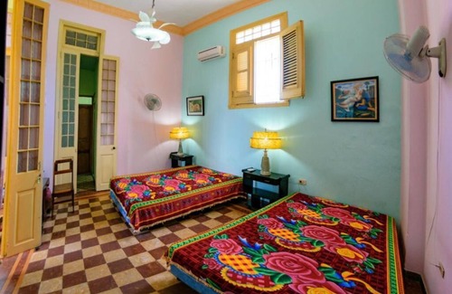 Centro Havana House | Exceptional Stay at La Terraza del Prado with Spa & Dining