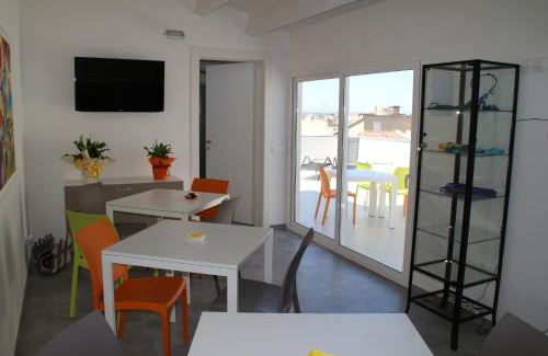 Comiso Bed & Breakfast | Discover la Terrazza B&B: Spa, Dining & Family Friendly