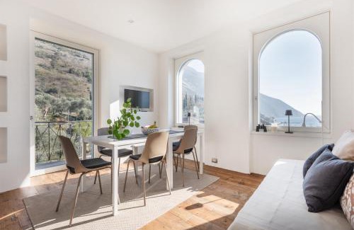 Torbole sul Garda Apartment | Discover La Terrazza del Lago: Family-Friendly Getaway