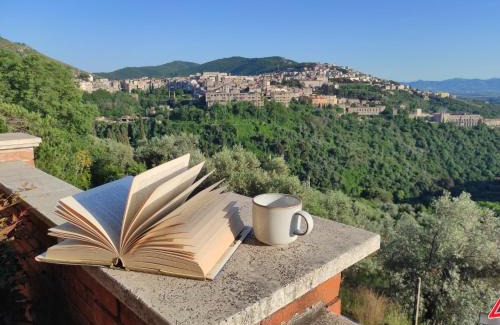 Tivoli Villa | Welcoming La Terrazza del Quintiliolo - 4-Star Family Retreat