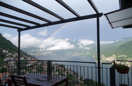 Moltrasio Apartment | Pet-Friendly La Terrazza di Casarico with Breakfast Included