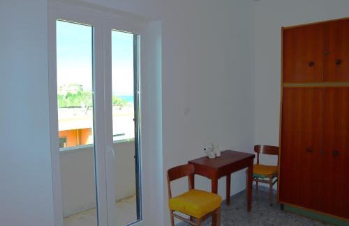 Licola Apartment | Beachfront Escape at La Terrazza Incantata - Family Friendly