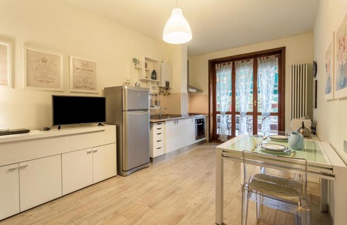Brunate Apartment | Discover La Terrazza: Rated 9/10, Family-Friendly Stays