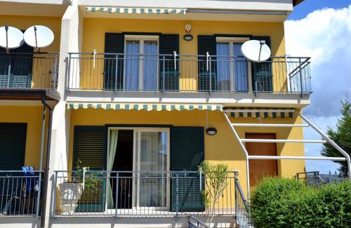 Motta Sant'Anastasia Bed & Breakfast | Inviting Stay at Bed & Breakfast Kalinka with Spa Amenities