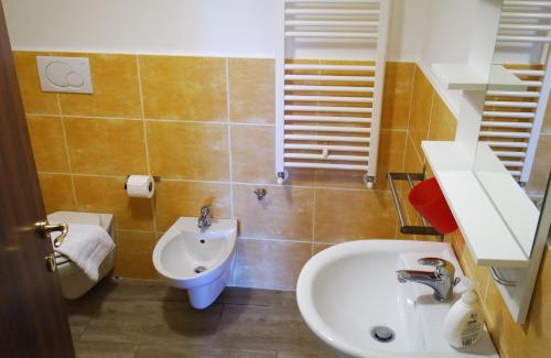 Zagarolo Bed & Breakfast | Oceanfront Getaway at La Terrazza Su Roma - Rated 8.8