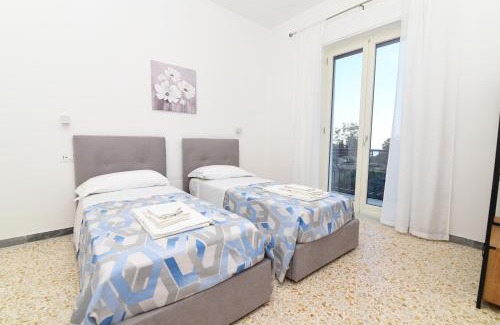 Bomerano Apartment | Family-Friendly Retreat at La Terrazza sugli dei 2