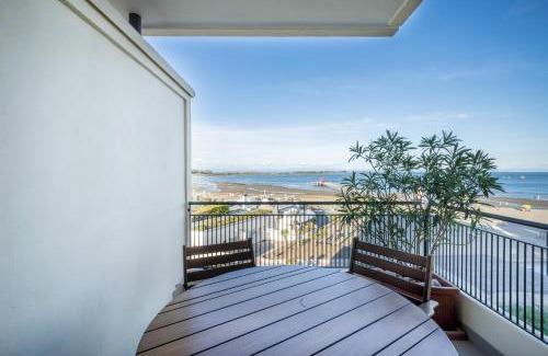 Lignano Sabbiadoro Apartment | Oceanfront Bliss at La Terrazza sul Faro - 4-Star Escape