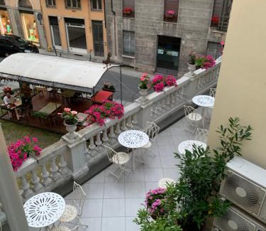 Vercelli House | Charming La Terrazza Vercelli: Pet-Friendly Retreat