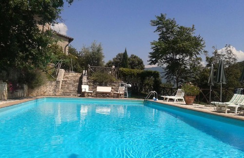 Precetto Villa | Explore La Terrazza: Poolside Villa with Breathtaking Views