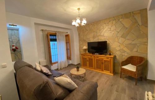 Priego de Cordoba House | Unforgettable Stays at La Tesela - Pet and Child Friendly