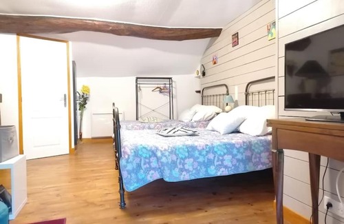 Tignac House | Guest Rated 9.3: Family and Pet-Friendly La Tignoise