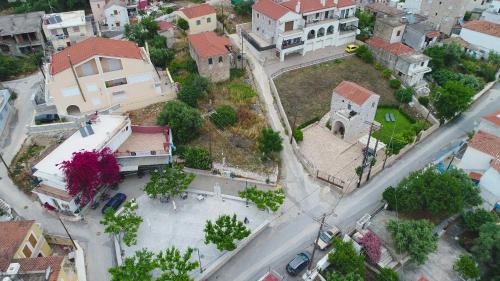 Mavrovouni Villa | Discover LA TORE DI MONTENEGRO: Pet & Child Friendly Escape