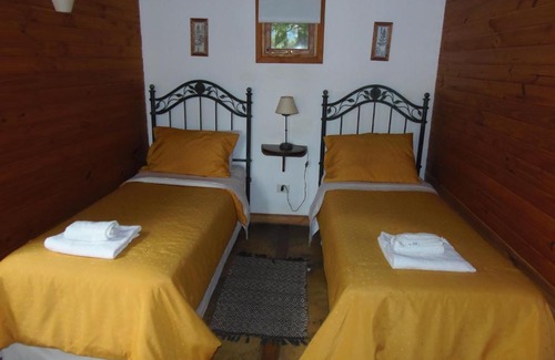 Villa La Angostura Cabin | Pet-Friendly Getaway at La Torre de la Cascada - 10/10 Rated