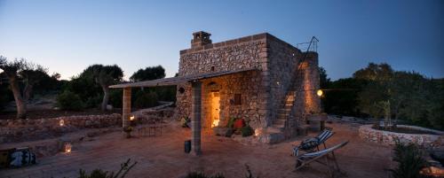 Marina San Gregorio House | Experience Oceanfront Bliss at "LA TORRE" di POZZO VOLITO