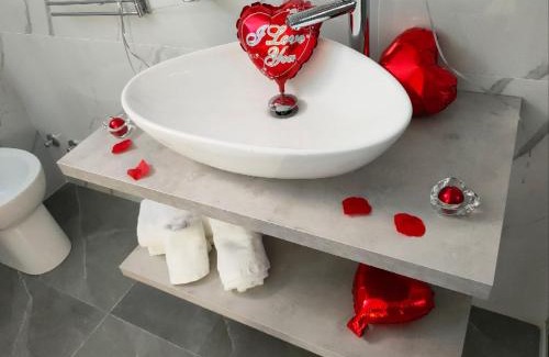 Manfredonia Apartment | Experience La Torre SUITE: 10/10 Rated with Hot Tub!