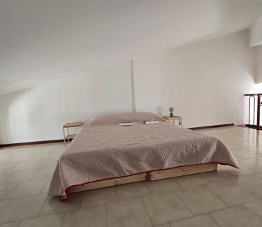 Peschiera del Garda City Centre Apartment | Guest Favorite: La Torretta Apartment with Breakfast Included