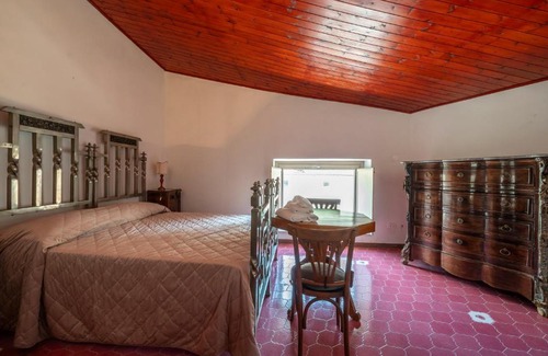 Monteroduni House | Welcoming Getaway at La Torretta sul Cortile