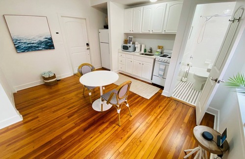 Pass-a-Grille Historic District Apartment | Unforgettable Stay at La Tortuga in Historic Pass A Grille