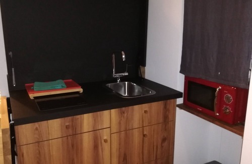 Clermont Ferrand City Centre House | Experience Comfort at La Tour Grégoire: Rated 9.6/10!