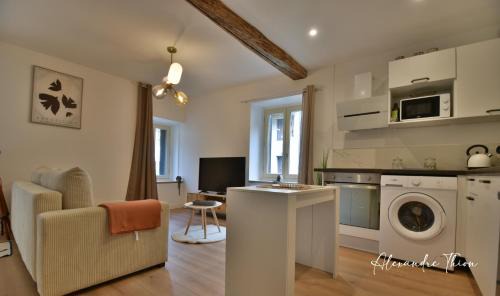 Vertrieu Apartment | Cozy Retreat at La Tour: Family and Pet-Friendly Oasis