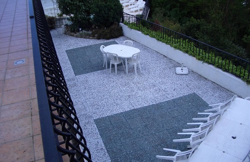 Saulx-les-Chartreux House | Experience La Tour Prends Garde with Pool & Guest House