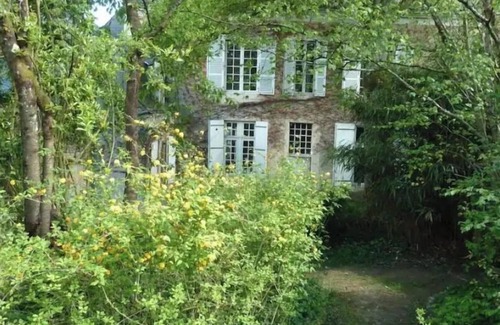 Bauge House | Family-Friendly Retreat at la Tourelle Hotel