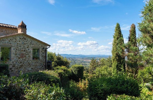 Paciano Villa | Relax at La Tranquillità - Four Bedroom Villa with Pool