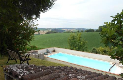 Nanteuil-de-Bourzac House | Relax at La Tranquillité: Oceanfront Bliss Awaits
