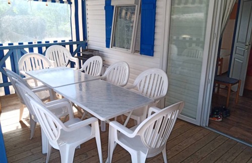 La Tremblade House | Experience Oceanfront Bliss at La Tremblade Mobile Home