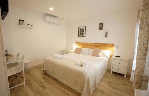 La Trinidad-San Juan y Todos los Santos Bed & Breakfast | Discover La Trinidad Córdoba: Oceanfront Retreat with Pets Welcome