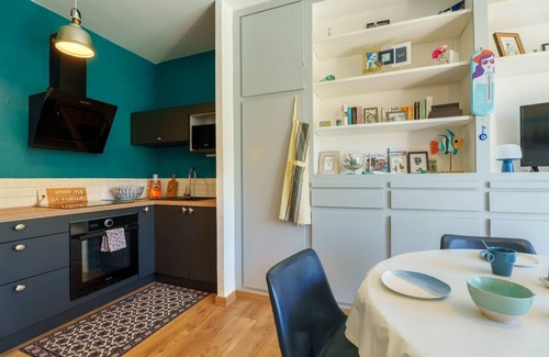 La Trinite-sur-Mer Apartment | Oceanfront Apartment in La Trinité/Mer with Breakfast