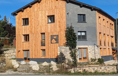 Formigueres Apartment | Experience La Truite: Family-Friendly Retreat by the Village