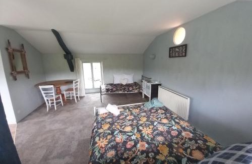 Pindray House | Family-Friendly Retreat at La Tuilerie with Great Reviews