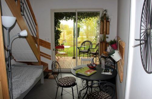 Mutigny Bed & Breakfast | Oceanfront Bliss at LA TUILIERE - Rated 9.2 by Guests