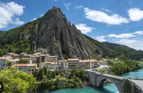Turriers House | Family-Friendly Retreat at La Tuiliere for Memorable Stays