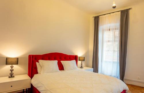 Sighisoara Apartment | Pet-Friendly Retreat at La Turn - Rated 9.7/10 by Guests