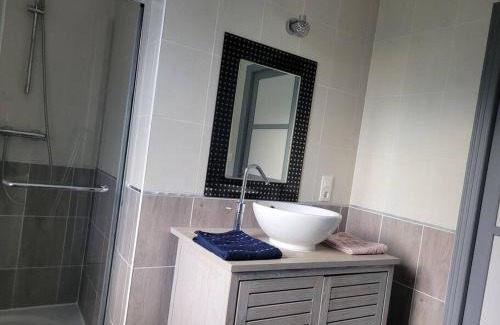 Creances House | Pet-Friendly Family Retreat at La Vallée - Rated 9/10