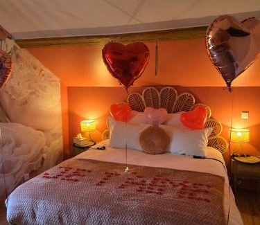 Saint-Denis-de-Mere House | La Vallée Secrète - Love Hôtel