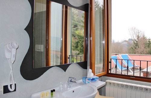 Bergamo Hotel | Guest Rated 9.8! Family-Friendly La Valletta Relais