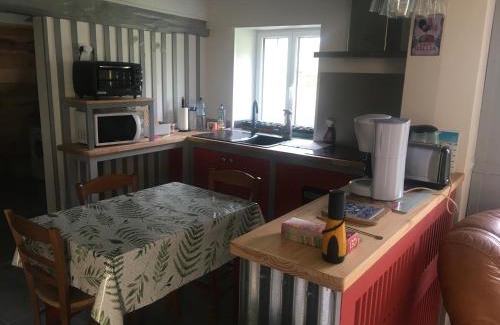 Roeze-sur-Sarthe House | Budget-Friendly Escape at La Vannerie - Rated 9.2/10!
