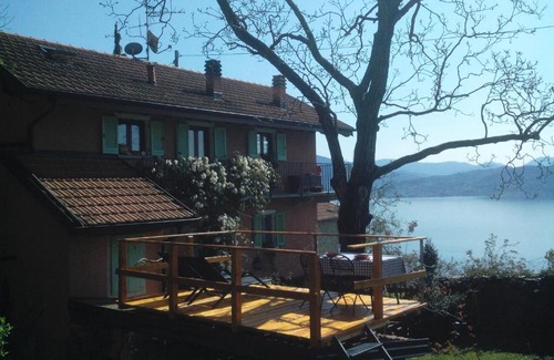 Cannero Riviera House | Discover Family-Friendly Comfort at La Vecchia Casa Rosa