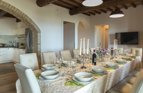 Volterra Villa | Discover La Vecchia Fonte: 10/10 Rated with Private Pool