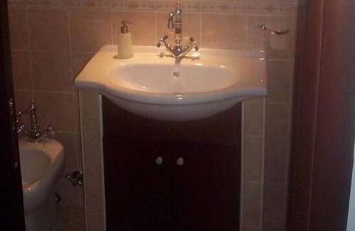 Prignano Cilento Bed & Breakfast | Inviting La Vecchia Taverna B&B with Spa & Family Amenities