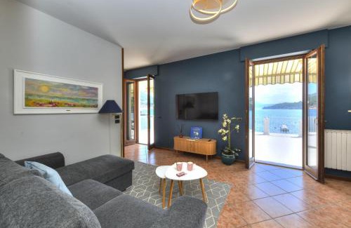 Salo Apartment | Experience La Vela Deluxe: Oceanfront Family Getaway