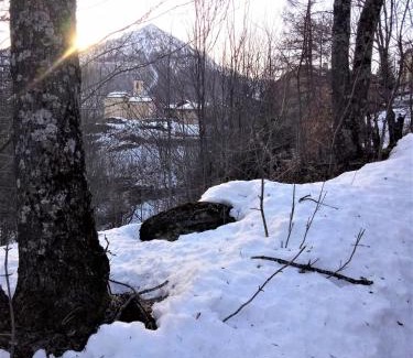 Marmora Ski Chalet | Discover La Vera Casa di Mosè: Oceanfront Family Retreat